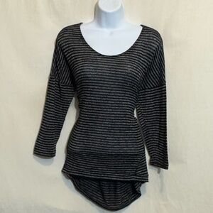 G-115 A.N.A. A New‎ Approach Black & Gray Stripe 1/2 Sleeve Pullover Blouse
